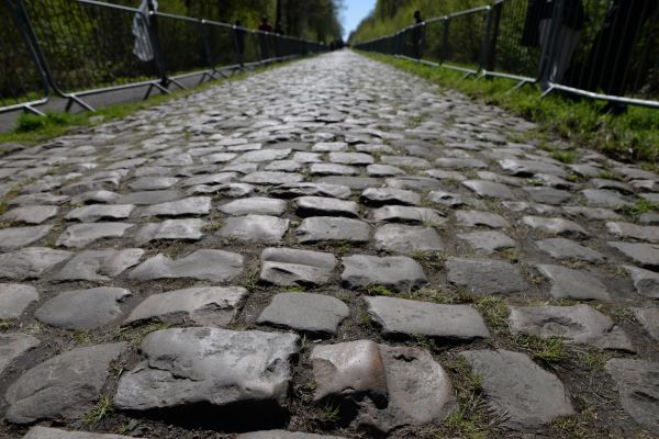 Cobblestone Installation in Hickory